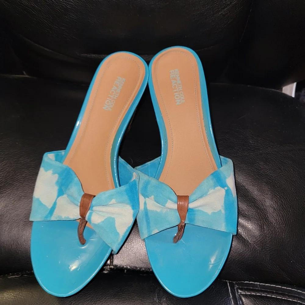 Misses sz 8.5 Kenneth Cole Reaction Aqua Wedge sandals - Picture 1 of 4